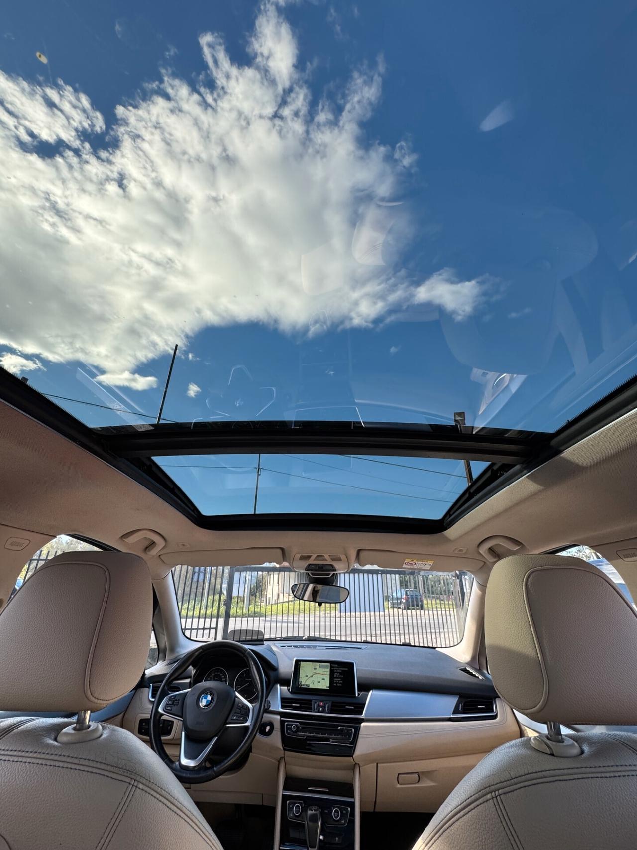 Bmw 2er Active Tourer 218d Luxury