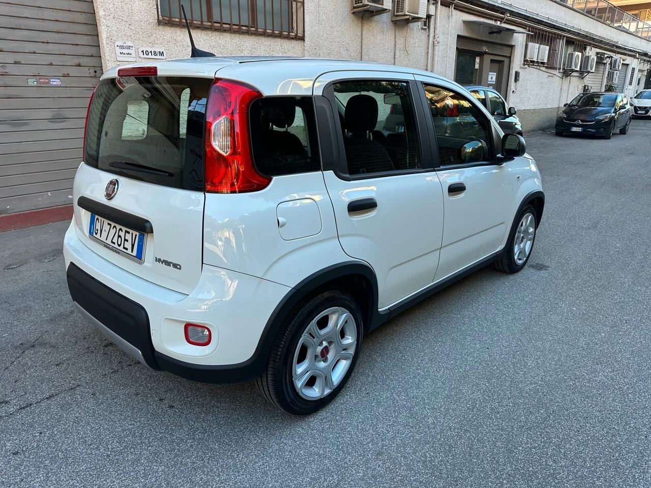 Fiat Panda 1.0 HY 06/24 KM.8238 UNIPRO.