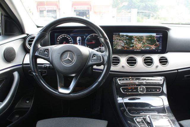 MERCEDES-BENZ E 220 d S.W. 4Matic Auto Business Sport