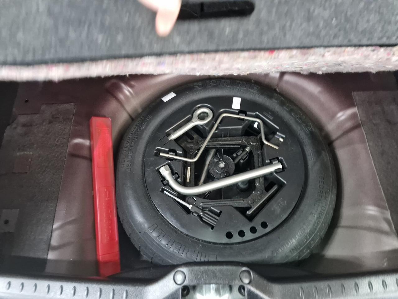 LANCIA YPSILON 1.2 BENZINA 69CV ANNO 2011 90000KM