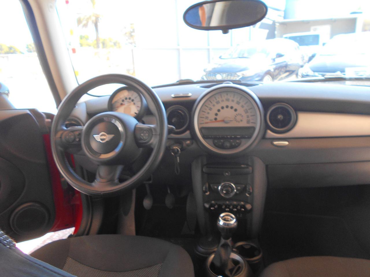 Mini 1.6 16V One (55kW)