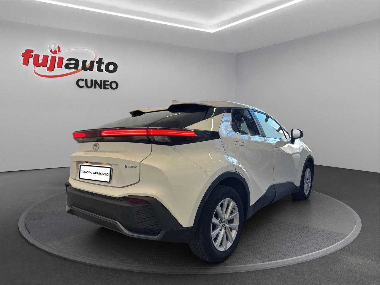 Toyota C-HR 1.8 hev Active fwd e-cvt