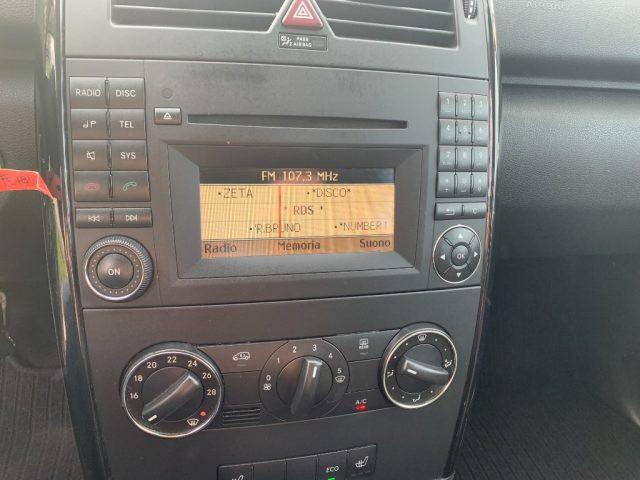 MERCEDES-BENZ A 160 BlueEFFICIENCY Premium