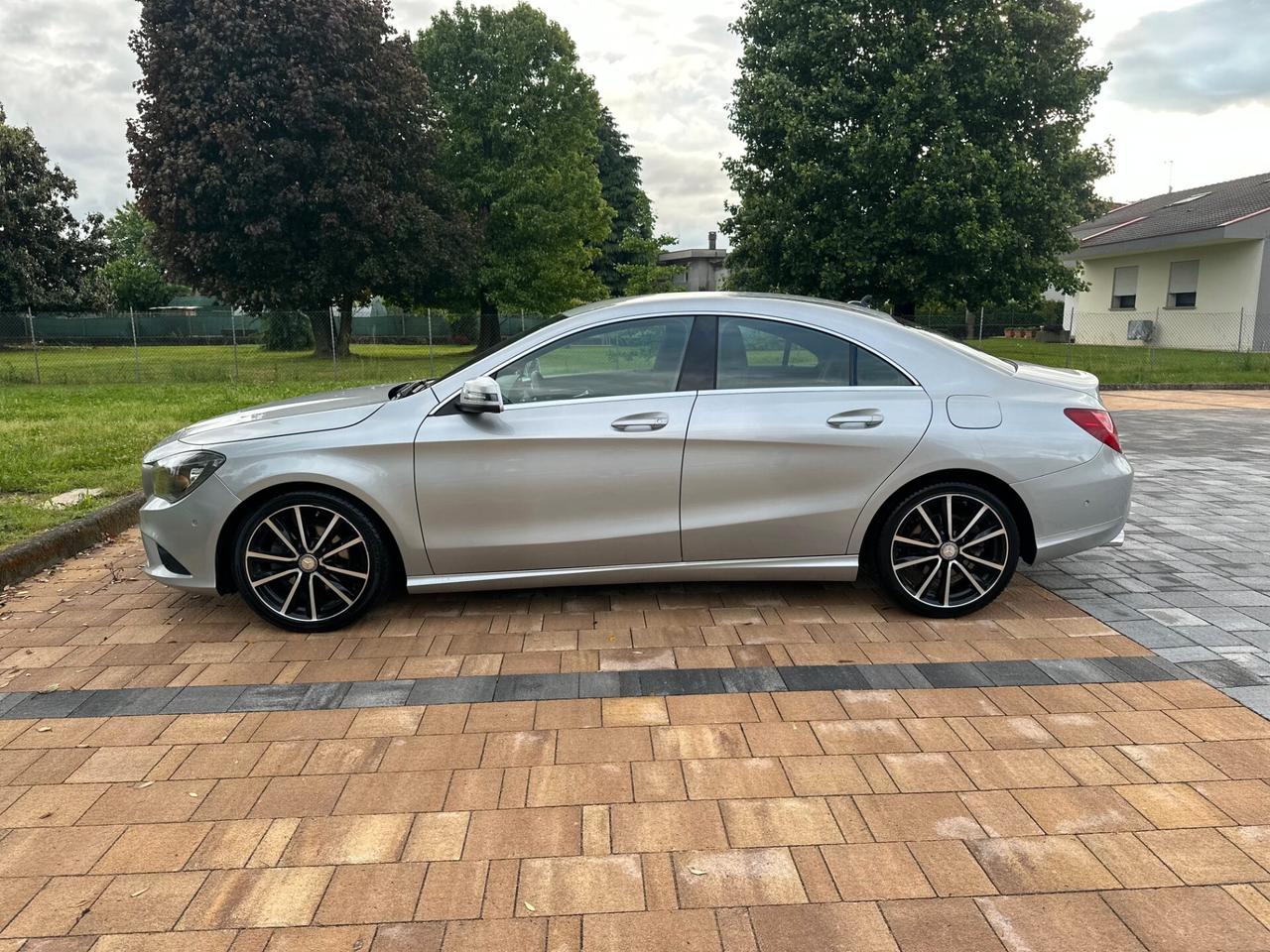 Mercedes-benz CLA 180 d Automatic Premium NEOPATENTATI