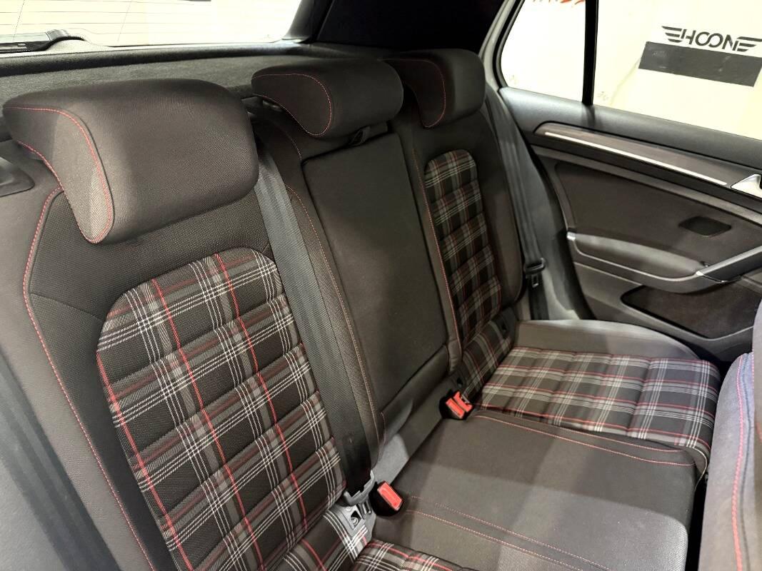 Volkswagen Golf 2.0 tsi Gti Performance 245cv dsg