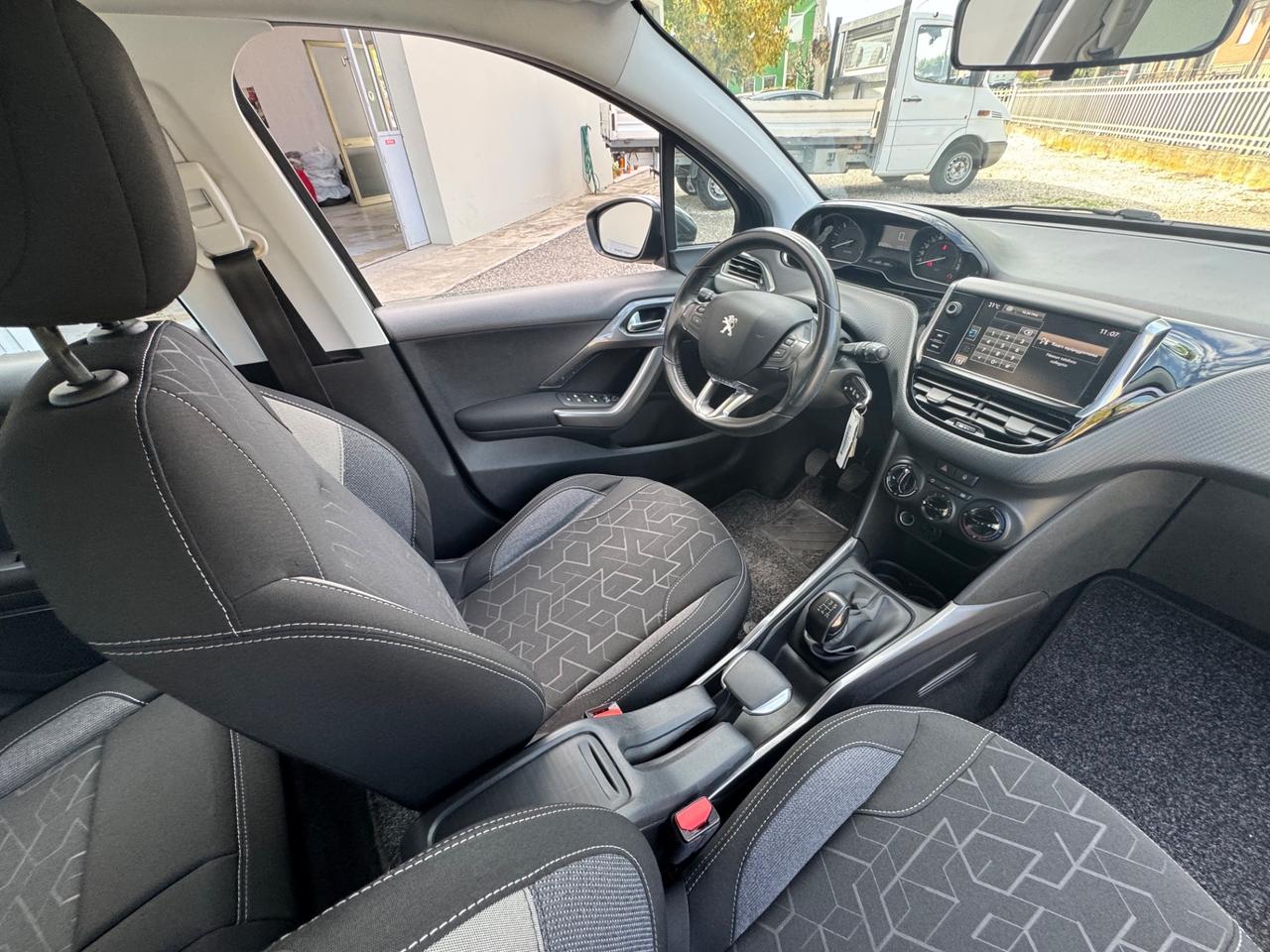 Peugeot 2008 BlueHDi 100 Active