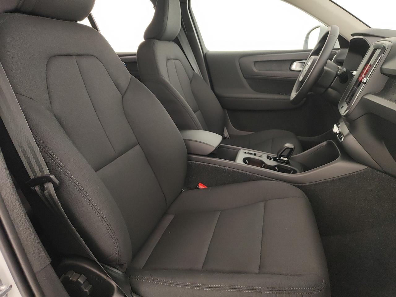 VOLVO XC40 2.0 b3 Essential auto