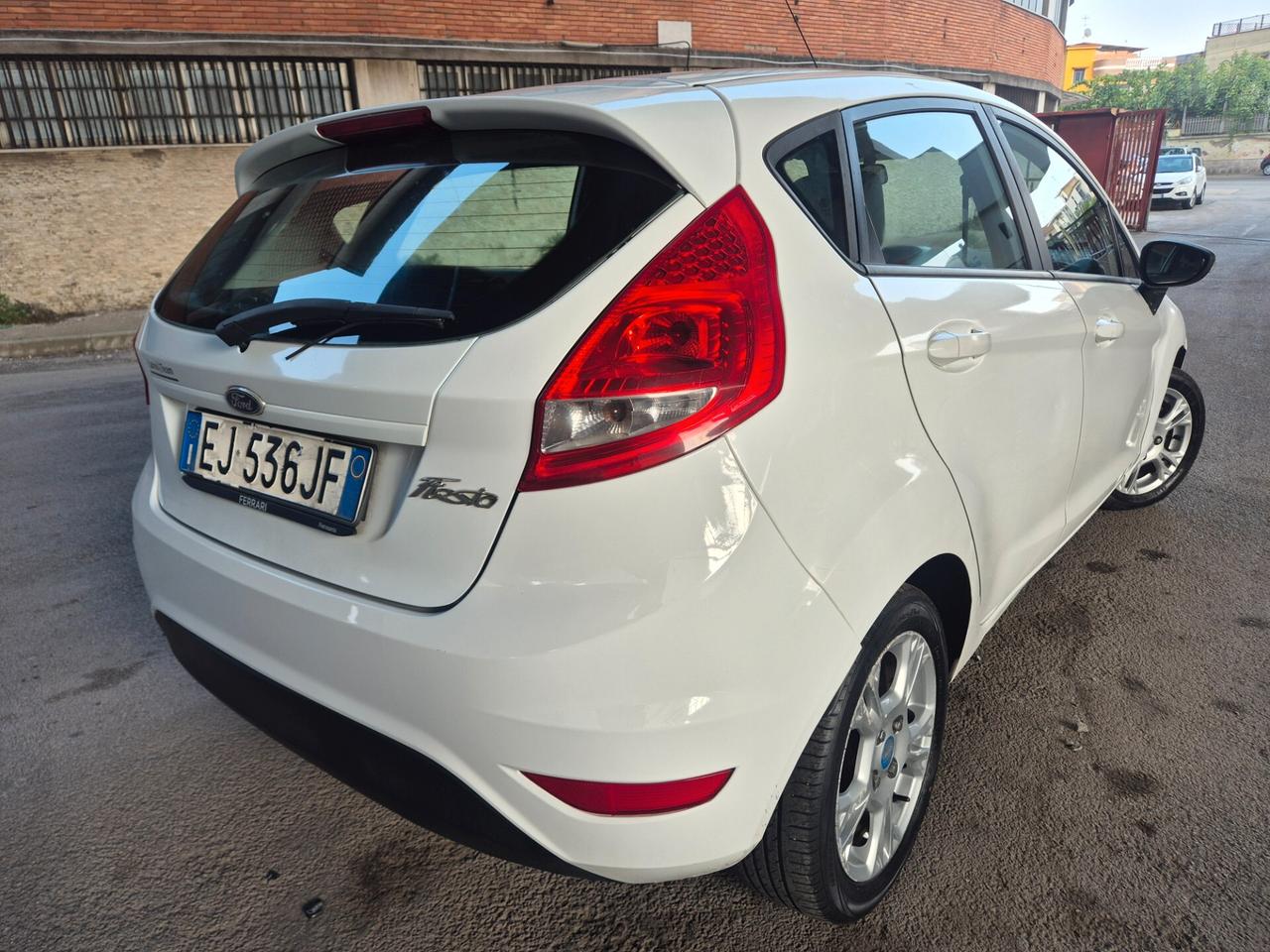FORD FIESTA 1.4 DIESEL ACCESSORIATA DI TUTTO 2012