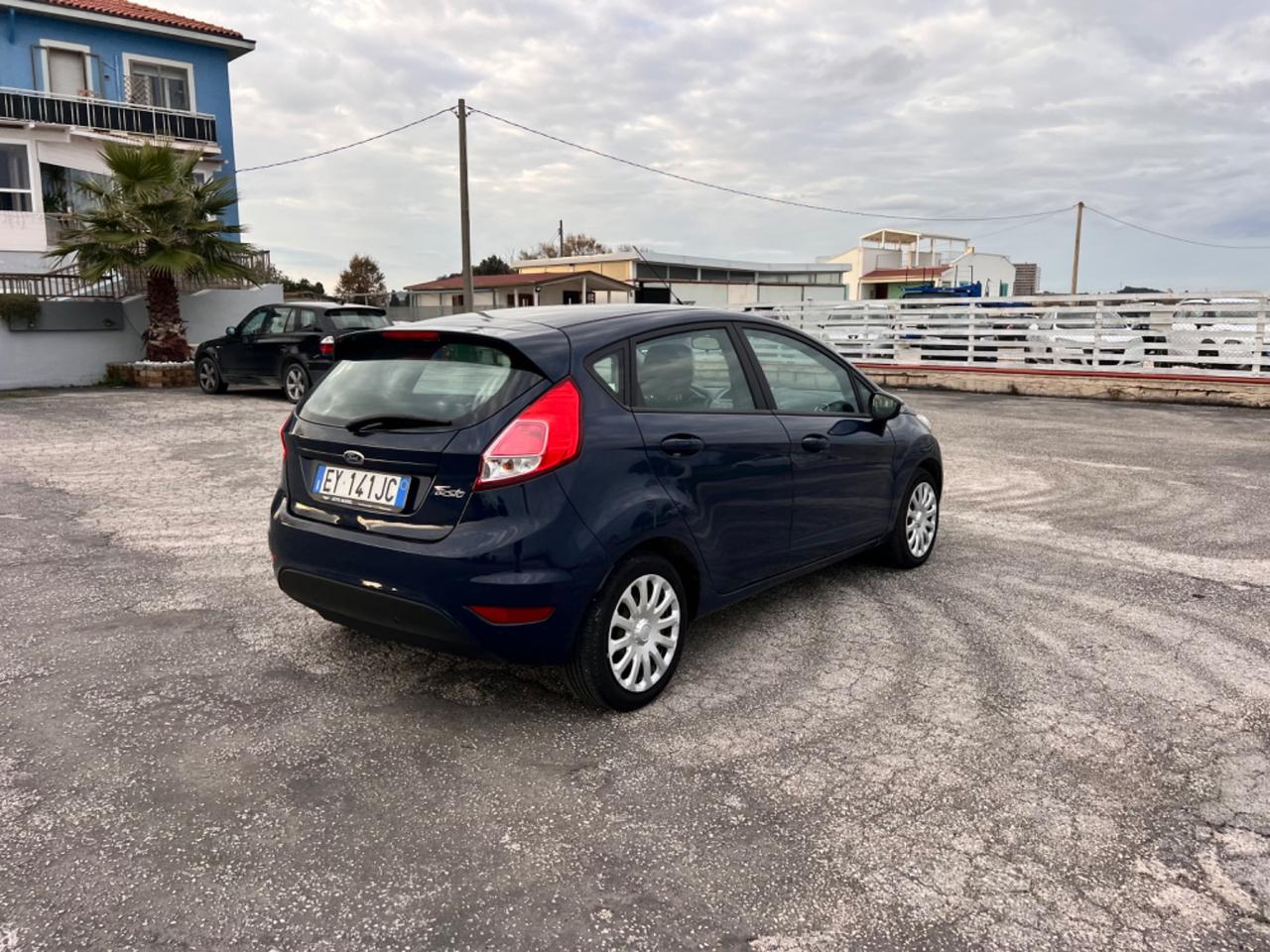 Ford Fiesta 1.2 60CV 5 porte Titanium