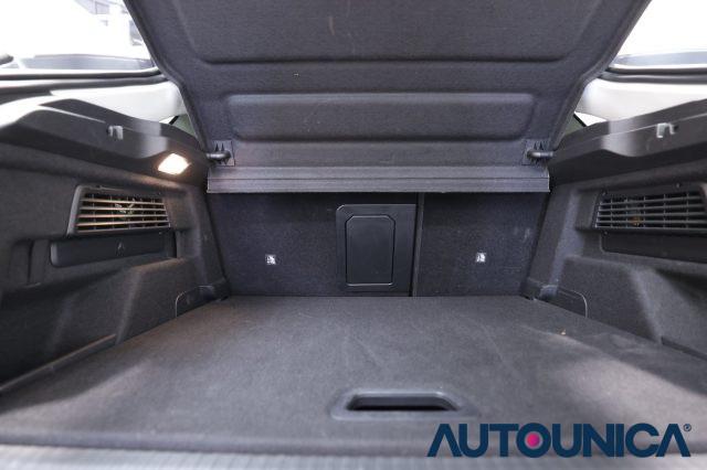 CITROEN C4 PURETECH 130 S&S EAT8 MAX FARI LED