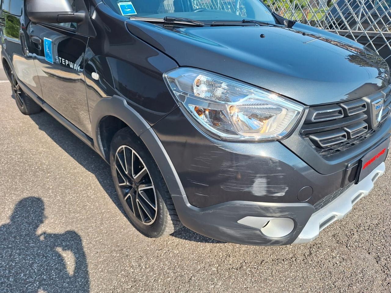 Dacia Dokker ADATTA DISABILI SEDILE PASSEGGERO GIREVOLE 1.5 dCi 8V 90CV Start&Stop Serie Speciale Wow