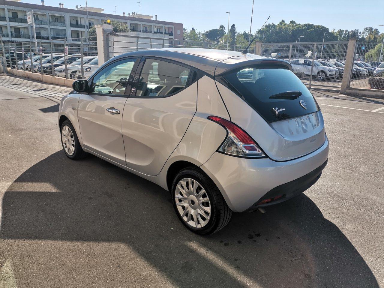 Lancia Ypsilon 5 Porte Ypsilon 1.2 8v Gold s&s 69cv