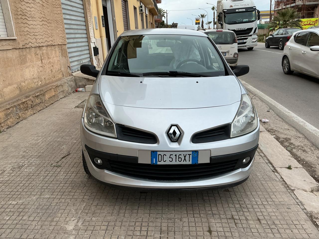 Renault Clio Storia 1.2 5 porte