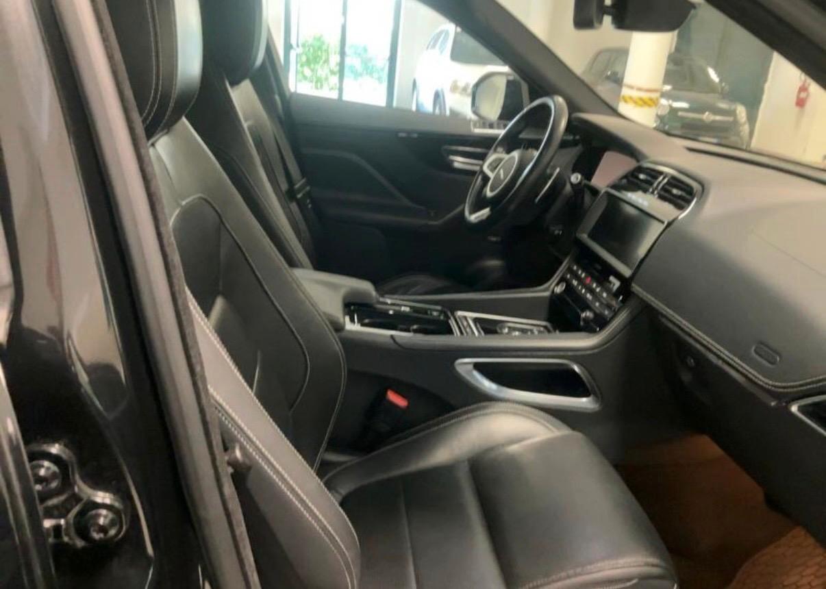 Jaguar F-Pace 2.0 D AWD R-Sport