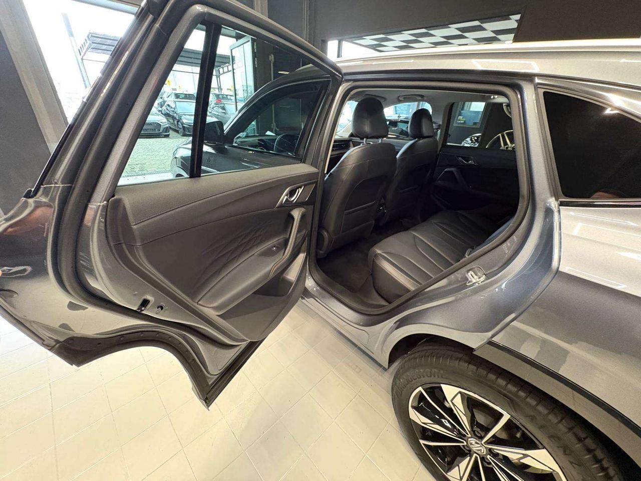 MG HS HS 1.5 Luxury auto