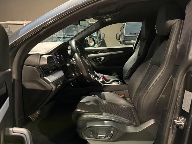 LAMBORGHINI Urus 4.0