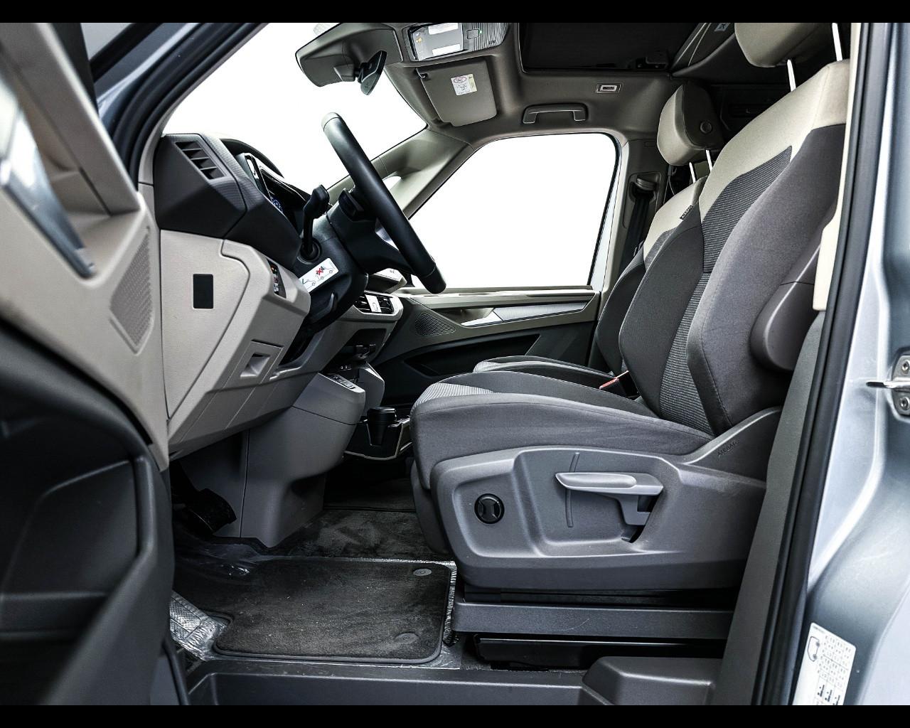 VOLKSWAGEN California 7ª '24-> - California 2.0 TDI 150 CV DSG Beach Tour