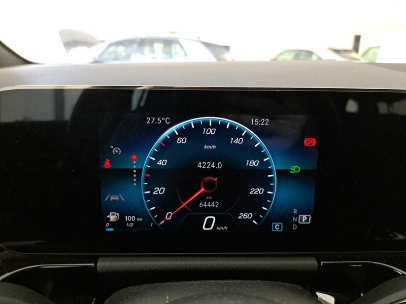 MERCEDES-BENZ GLA 180 d Automatic Sport