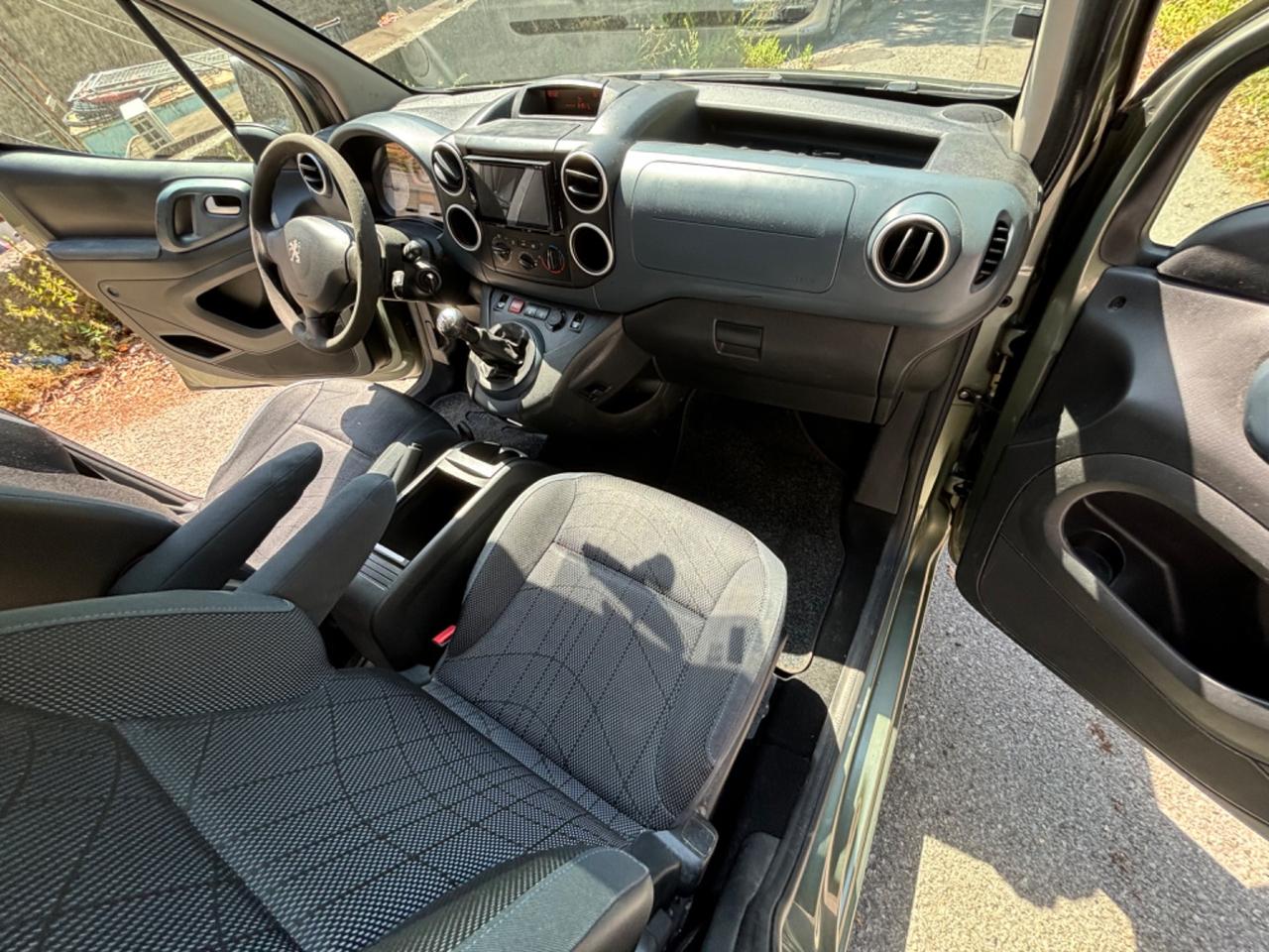 Peugeot Partner Tepee 1.6 HDi 110CV Zénith