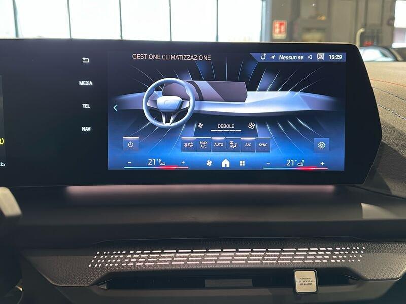 BMW Serie 1 120i 48V MSport mild hybrid automatica