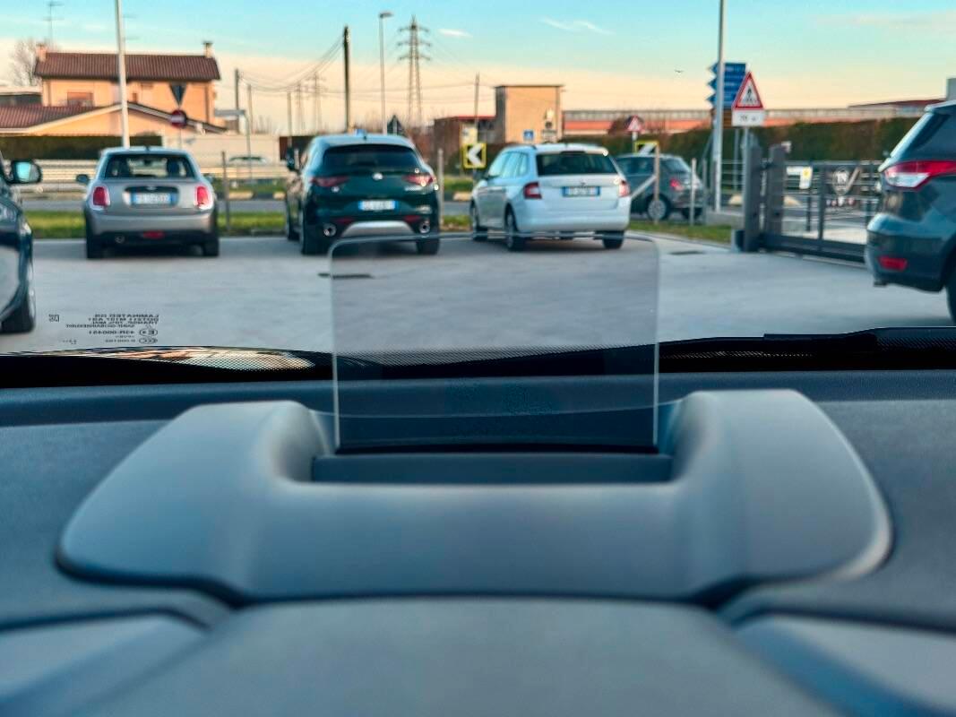 Citroen C3 Aircross 1.2 puretech Shine s&s 110cv