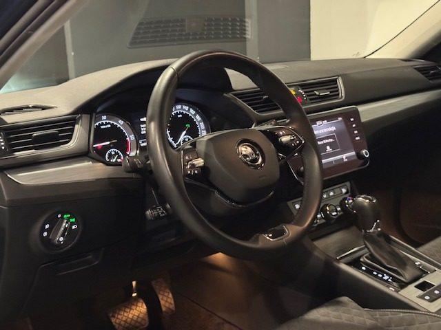 SKODA Superb 2.0 TDI EVO 150 CV SCR DSG Wagon Executive