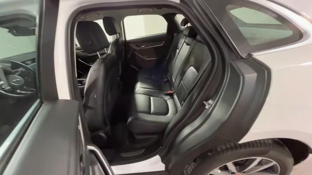 Jaguar F-Pace 2.0 D 163 CV AWD aut. SE