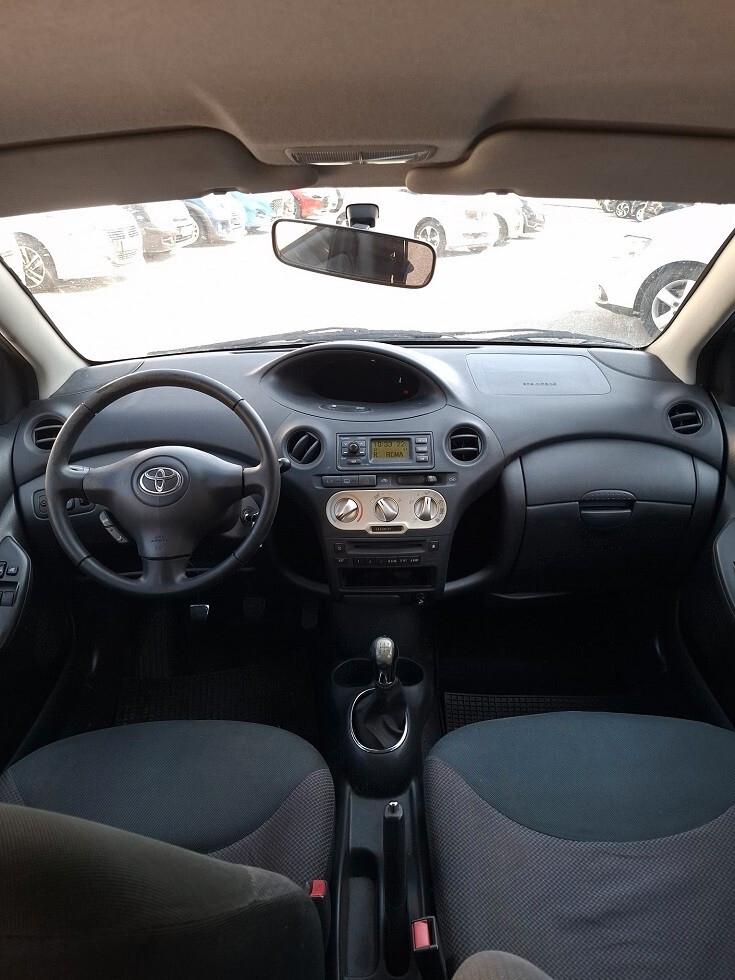 Toyota Yaris 1.3 5 porte Luna - 2005