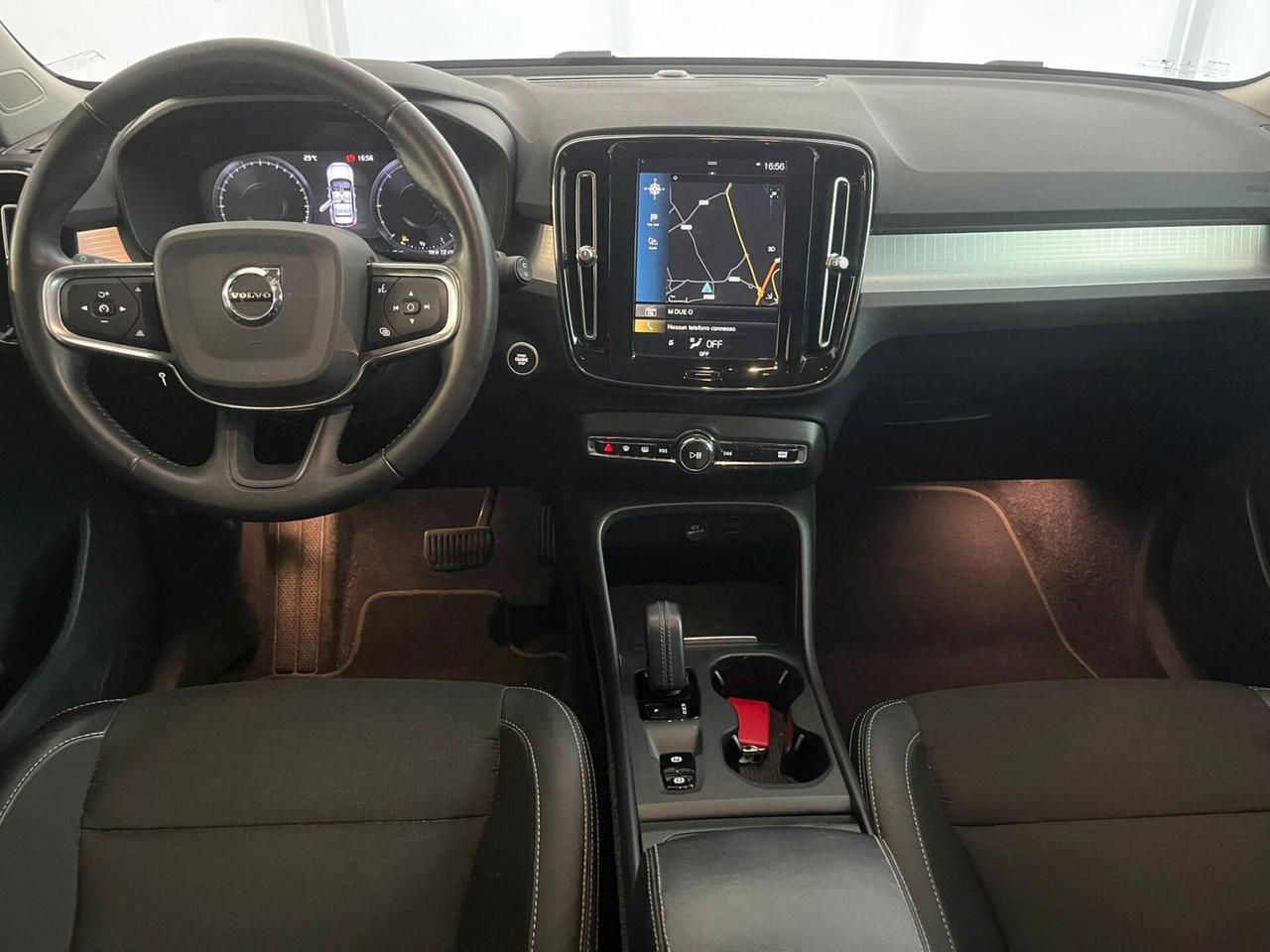 Volvo XC40 D3 Geartronic Business Plus