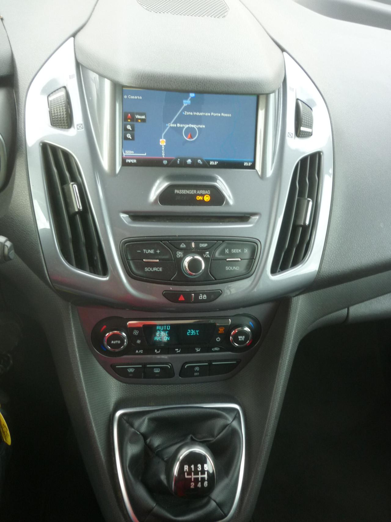 Ford Tourneo Connect7 1.5 TDCi 120 CV Titanium