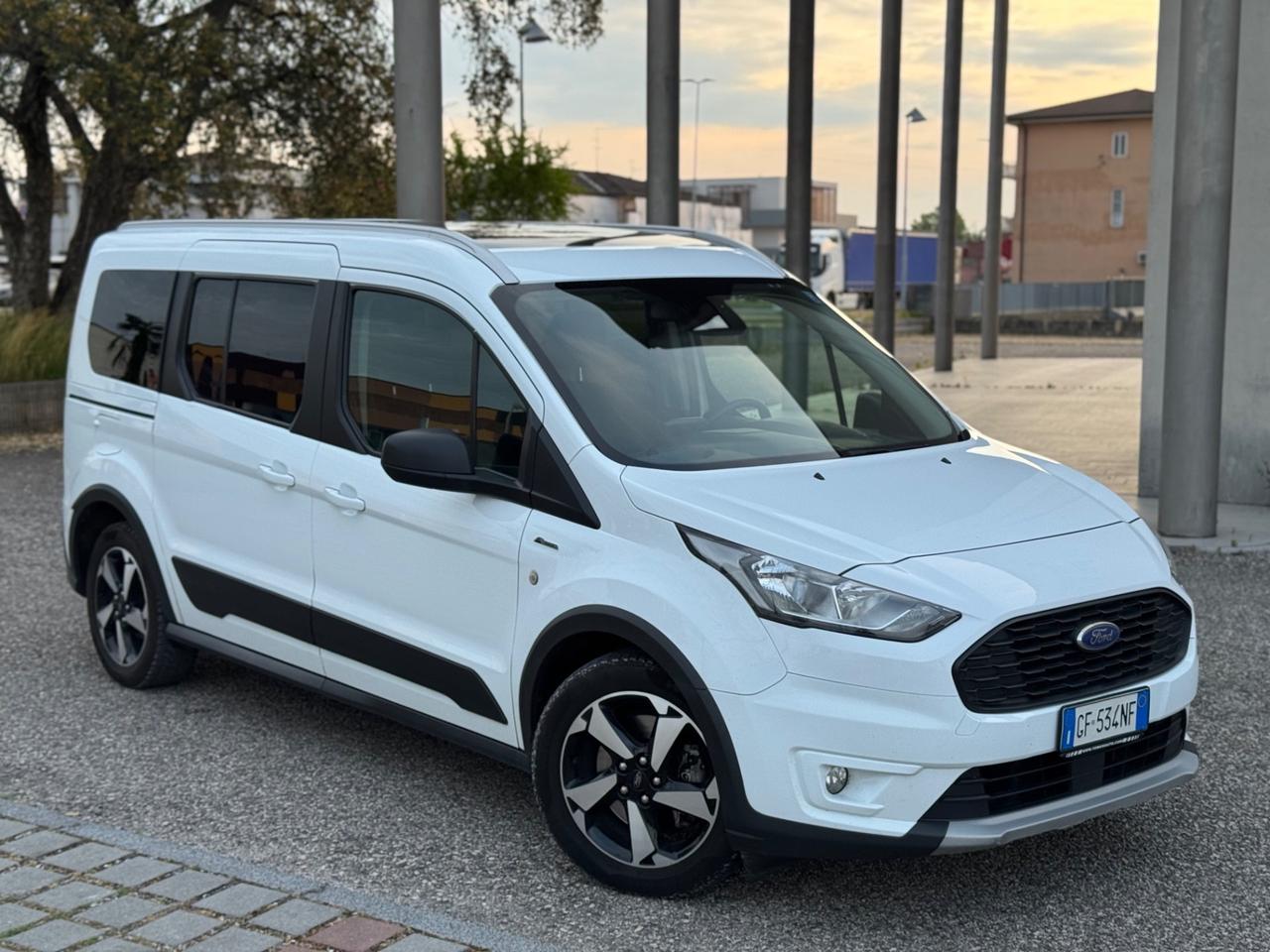 Ford Tourneo Connect Gran Active 1.5d 120 CV