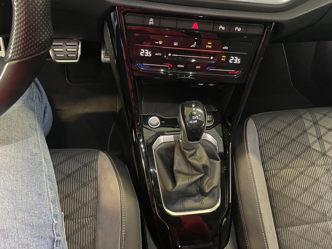 Volkswagen T-Roc 1.5 TSI ACT DSG R-Line Telec.