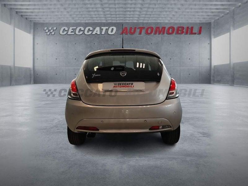 Lancia Ypsilon Ypsilon 1.2 Gold 69cv