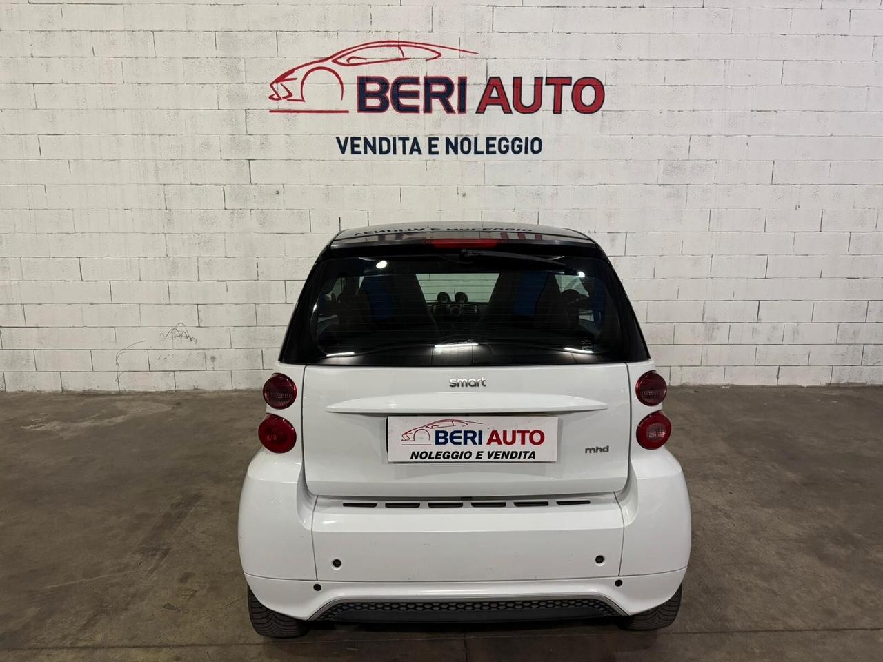 Smart ForTwo MHD coupé pure