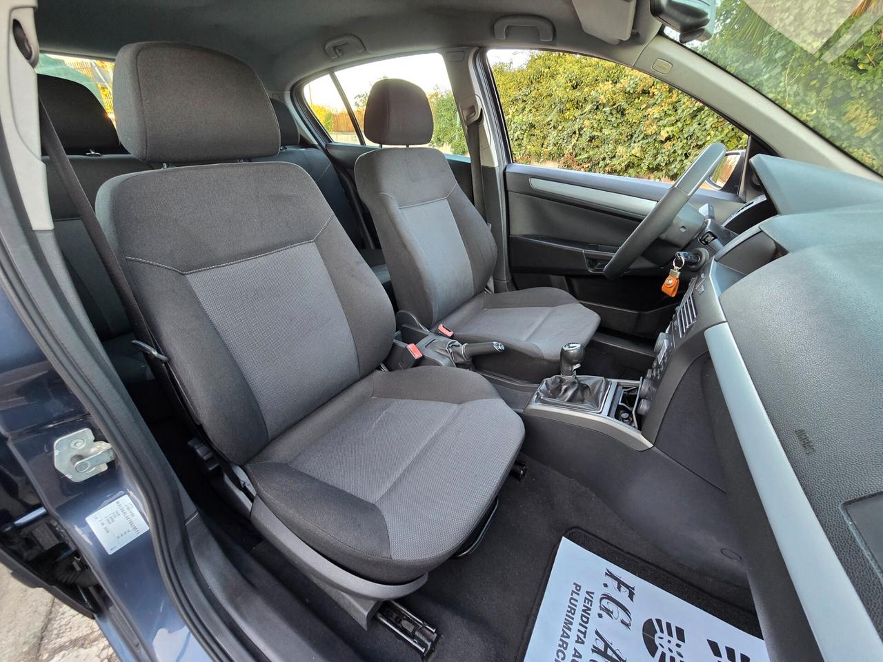 OPEL ASTRA COSMO 1.3 M-JET 5 PORTE PERFETTA