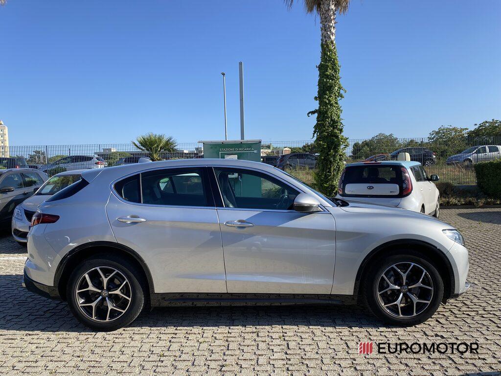 Alfa Romeo Stelvio 2.2 Turbo Veloce Q4 AT8