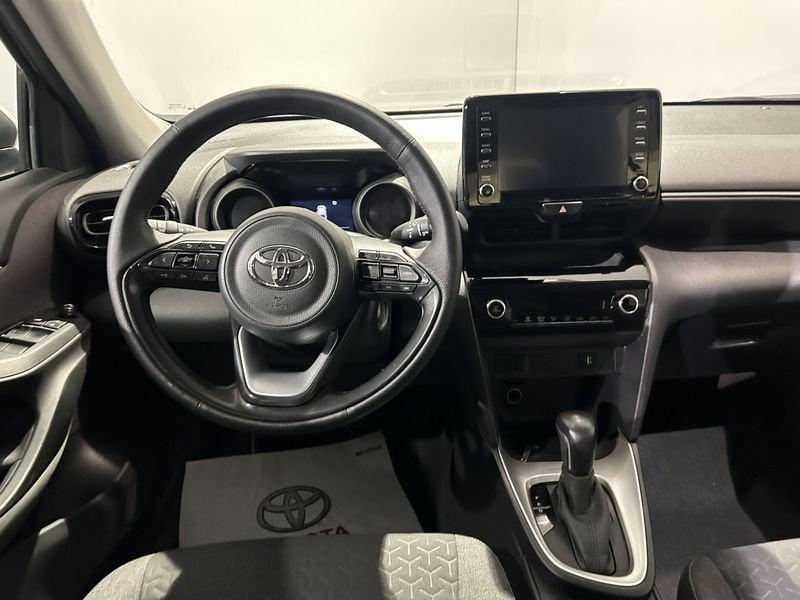 Toyota Yaris Cross 1.5 Hybrid 5p. E-CVT Active X NEOPATENTATI - AREA C FREE