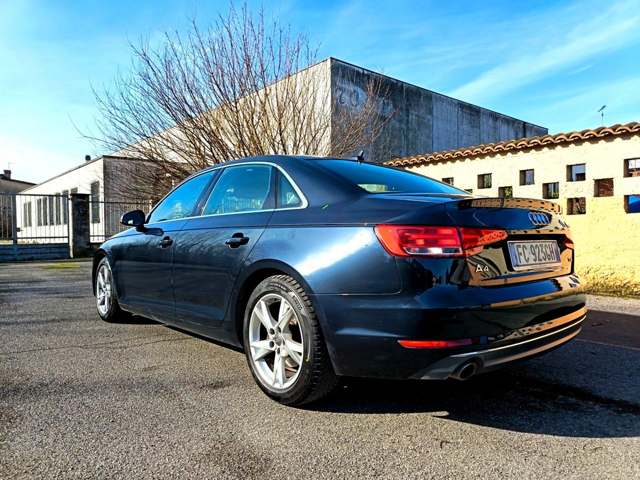 Audi A4 2.0 TDI 150 CV - LIMOUSINE