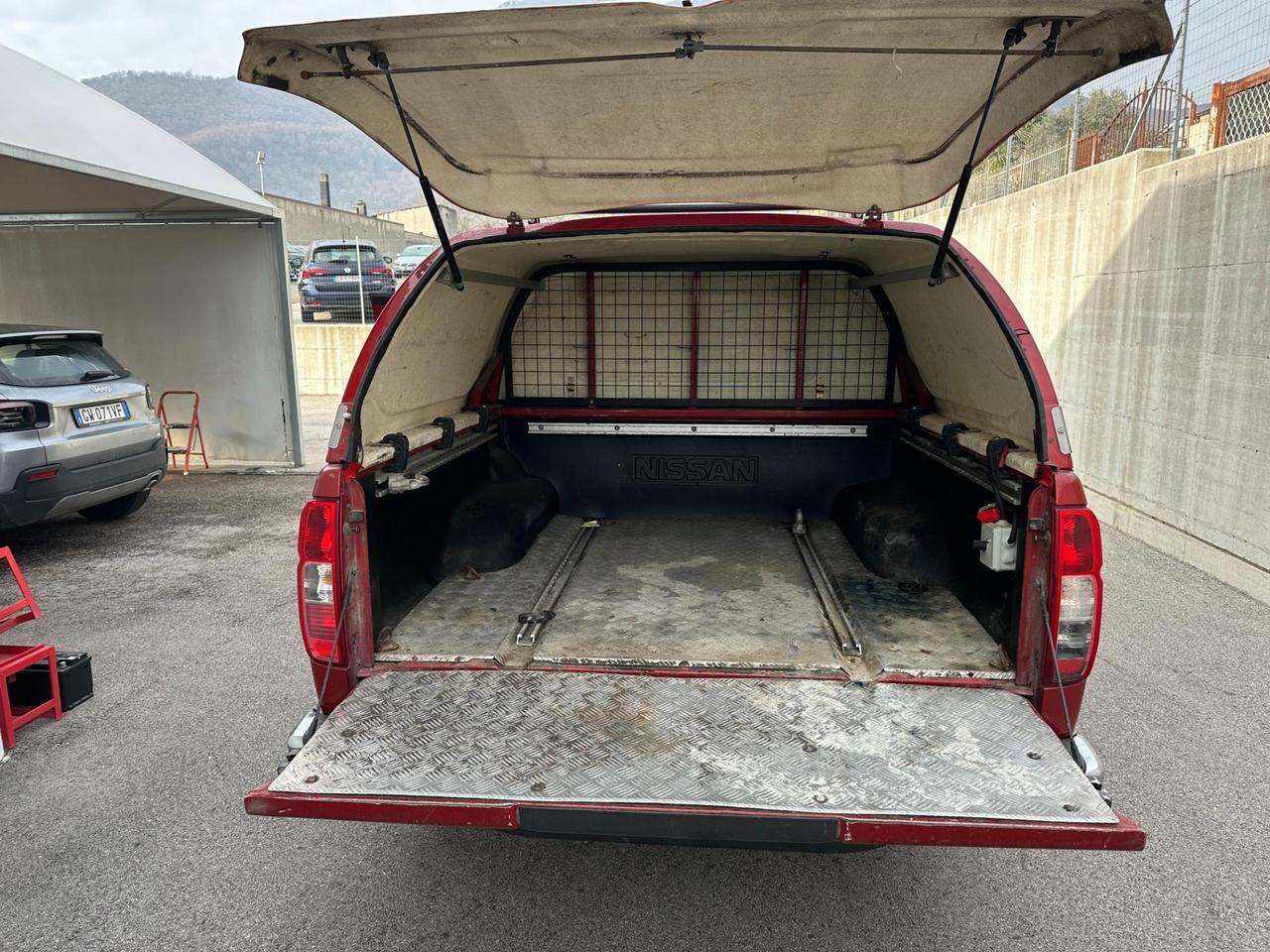 Nissan Navara King Cab Navara duble cab 2.5 dci 174cv