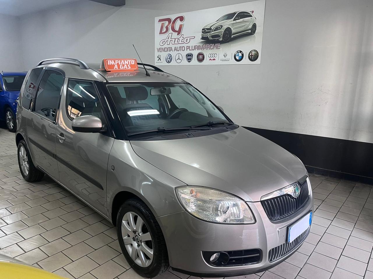 Skoda Roomster 1.2 GPLine garantita 2010