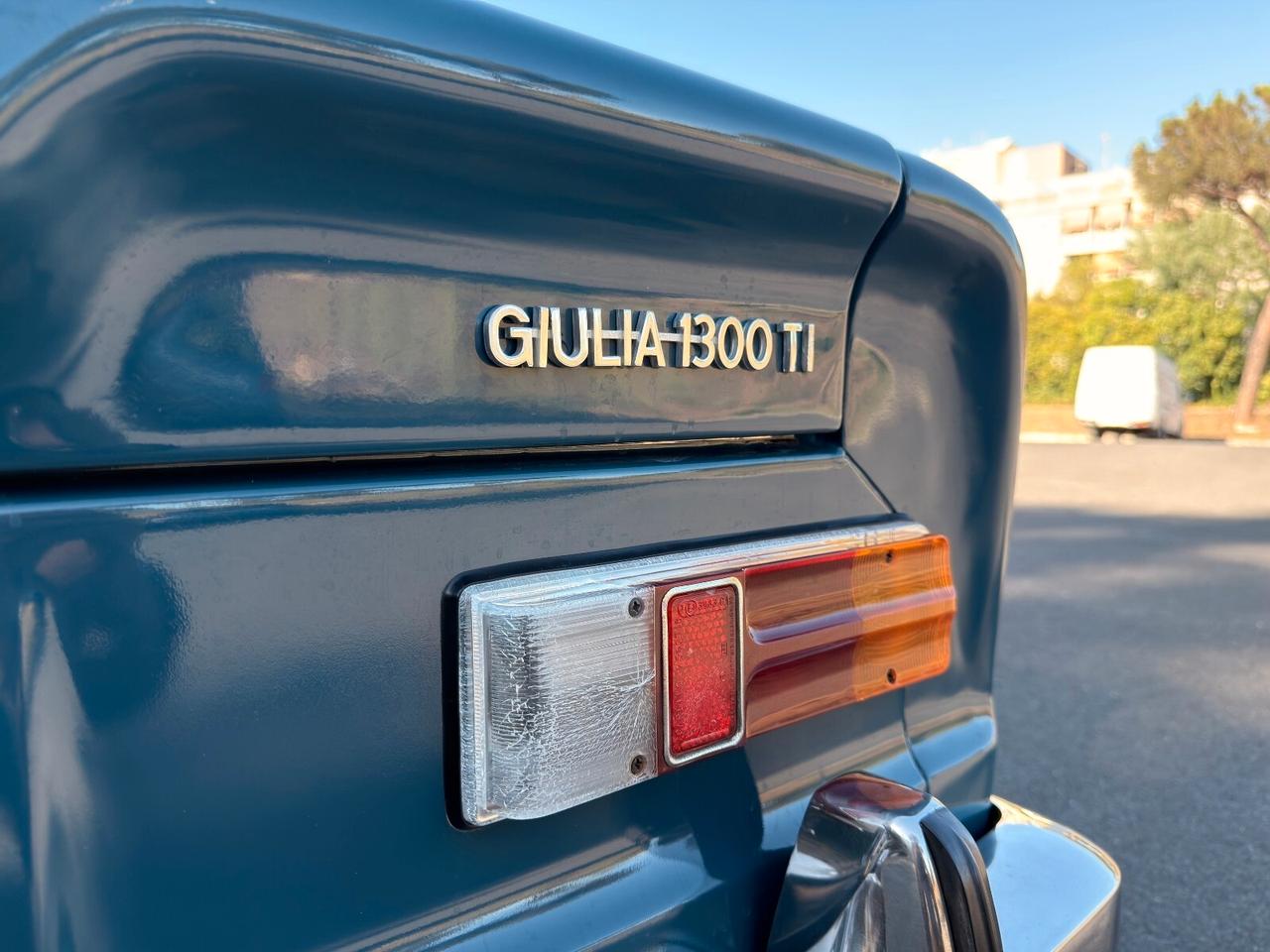 Alfa Romeo Giulia 1300 TI