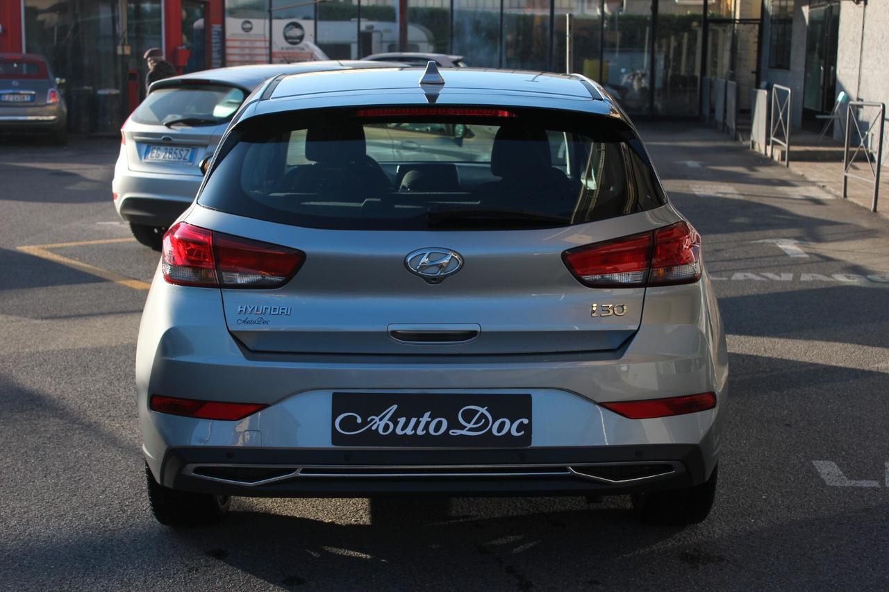 Hyundai i30 1.0 Hybrid 120CV Style • Clima Bi-Zona Sensori Parcheggio Ant/Post