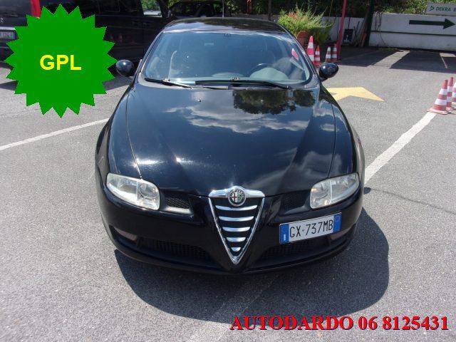 ALFA ROMEO GT 1.8 16V TS Distinctive GPL da amatore