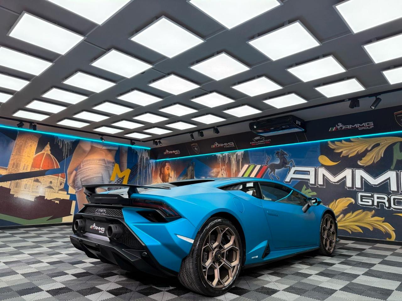 Lamborghini Huracan Coupe 5.2 Tecnica 640cv (816)