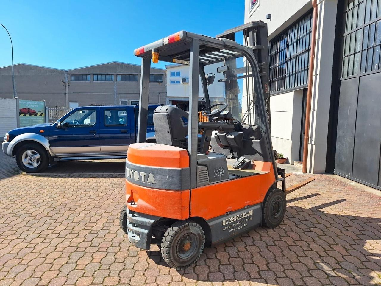 Force Toyota 18 q.li.2004,, Elevatore