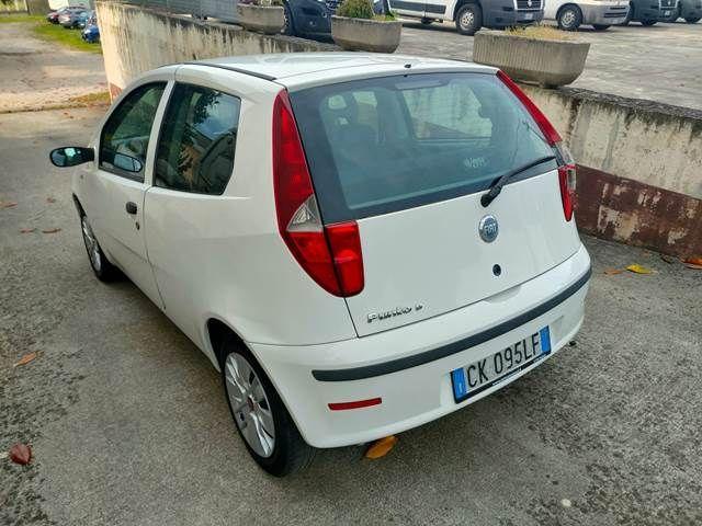 FIAT - Punto - 1.2 16V 3p. Dynamic