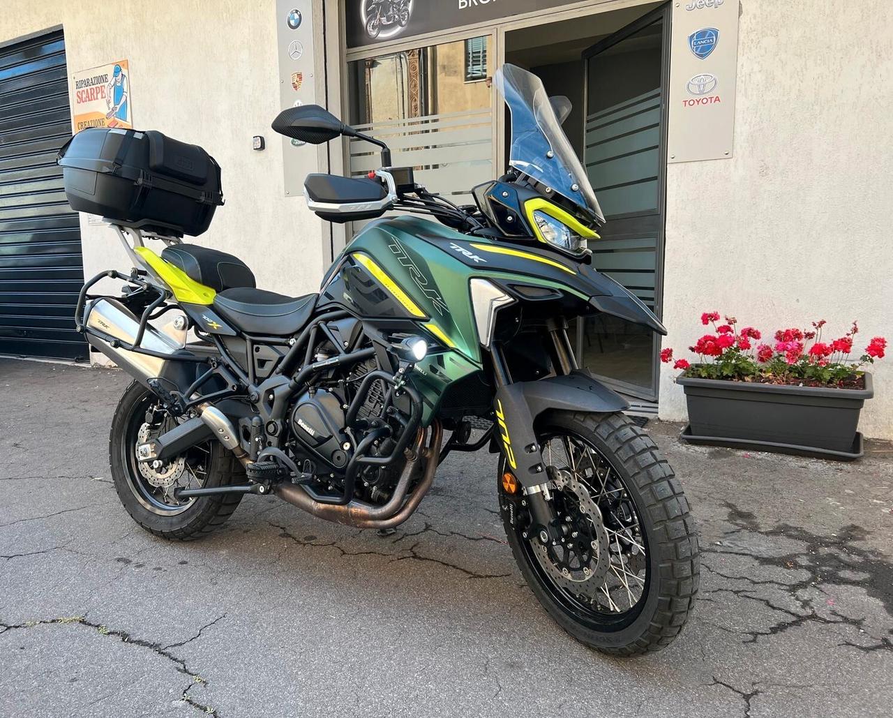 Benelli TRK 702 X