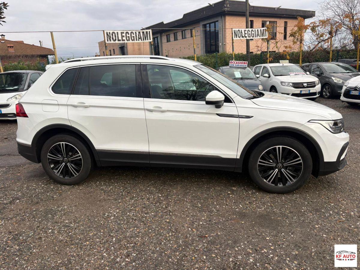 VOLKSWAGEN - Tiguan 2.0 tdi scr Elegance 150cv dsg