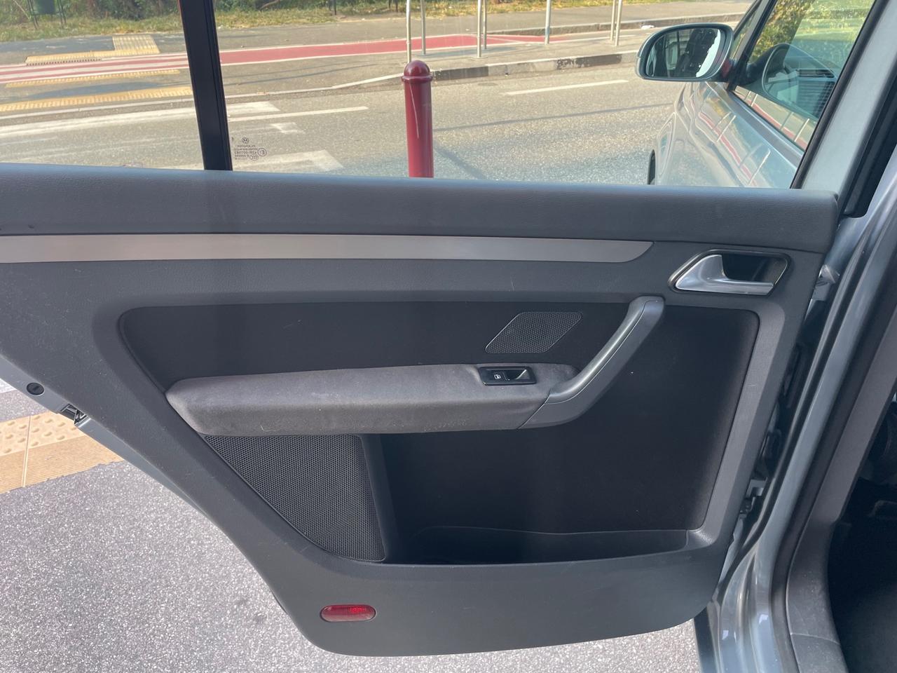 Volkswagen Touran 1.6 GPL/GARANZIA 12 MESI