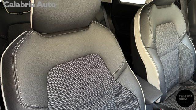 RENAULT Captur Plug-in Hybrid E-Tech 160 CV Techno